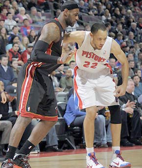 他要求球员 他要求球员